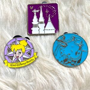 Disney trading collectible pins